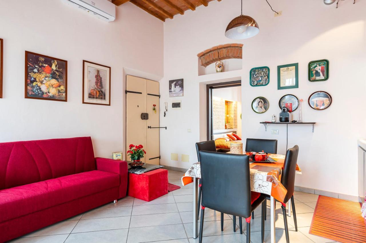 Piazza Sforzini Cozy Apartment Near The Sea! Ліворно Екстер'єр фото
